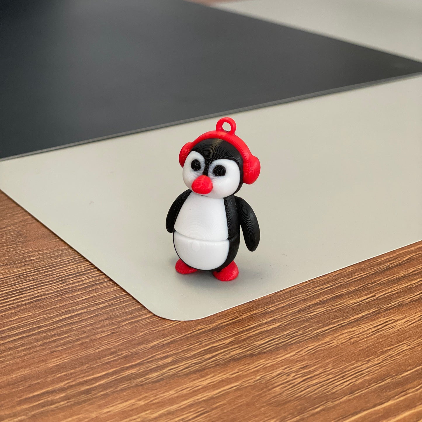 Penguin - Neoo Keychain